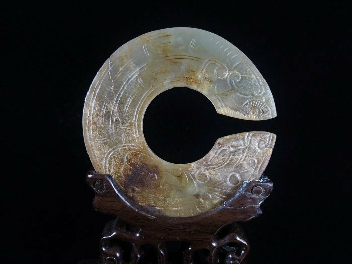 中国文物 古玉 収集家の放出品 砡 西周龍紋 