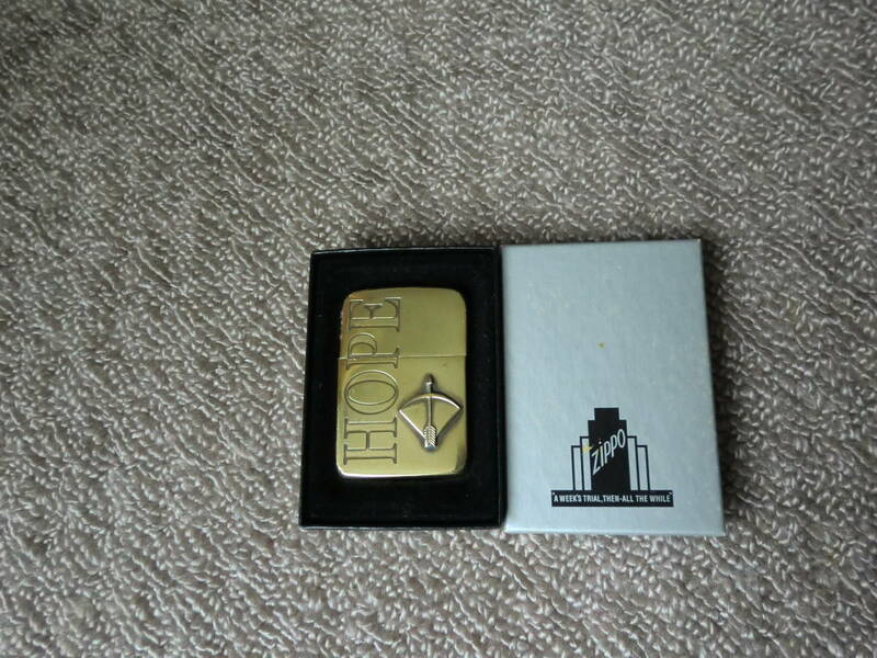 Zippo　ホープ　1941　レプリカ　金色　立体　中古