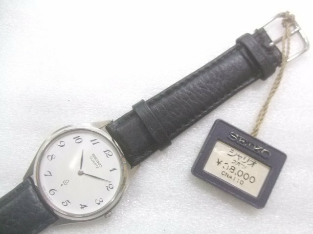 未使用新品1977年モデルセイコーシャリオクオーツ腕時計定価38000円　Z343