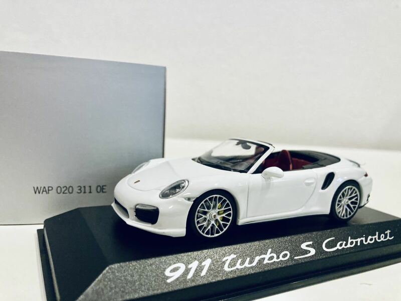 【送料無料】1/43 Minichamps Porsche特注 ポルシェ 911 ターボ S カブリオレ (991) 2013 White