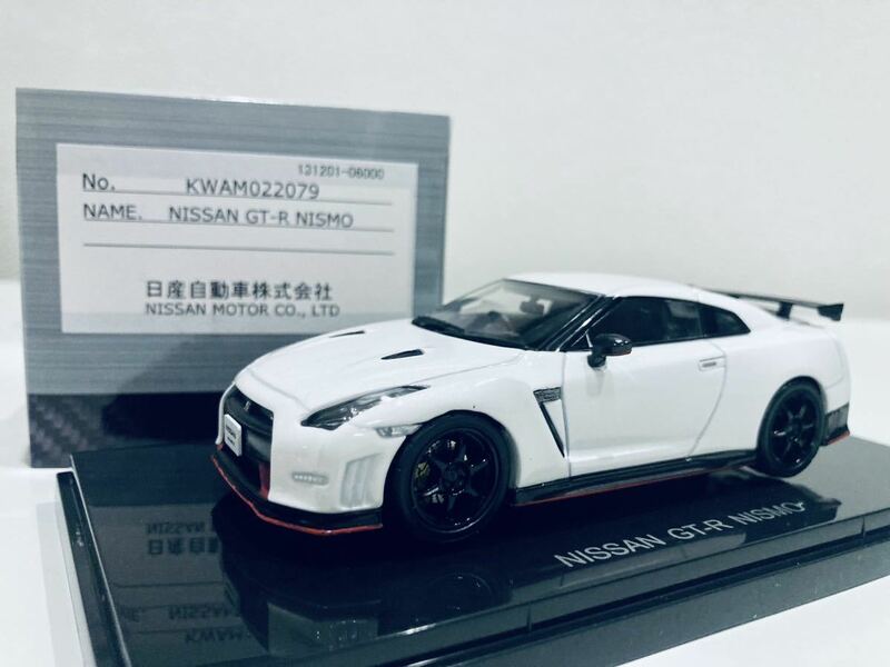 【送料無料】 1/43 EBBRO NISMO特注 日産 GT-R ニスモ ブリリアントホワイトパール (R35)