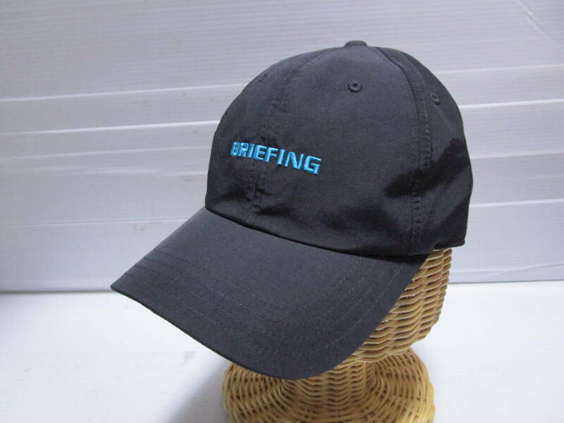 超特価!美品即決!BRIEFING ブリーフィング メンズ ナイロン キャップ 帽子 ブラック × 刺繍 ブルー フリーサイズ