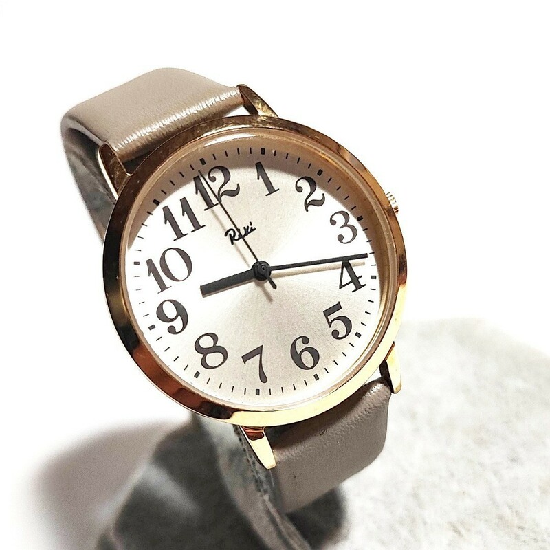 美品 SEIKO ALBA RIKI セイコー アルバ リキワタナベ 3針 クオーツ 電池式 動作品 メンズレディース腕時計 稼働品 c500