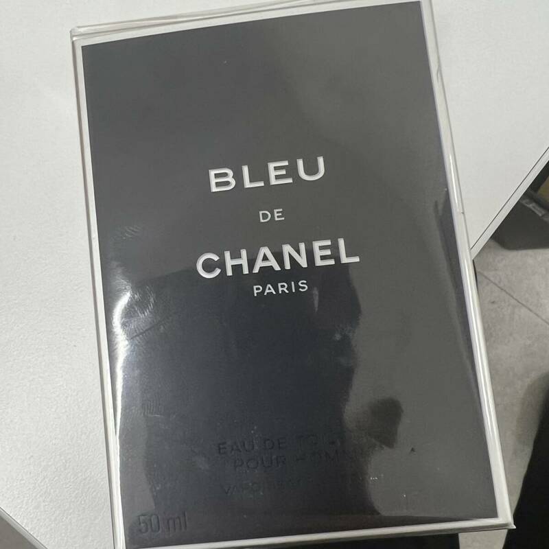 M：未開封　未使用　香水　CHANEL ブルードゥ　シャネル　５０ml オードトワレット　コスメ　男性　新品