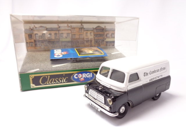 CORGI Classic Models D981 Bedford CA Van コーギー ベッドフォード CA バン （箱付）送料別
