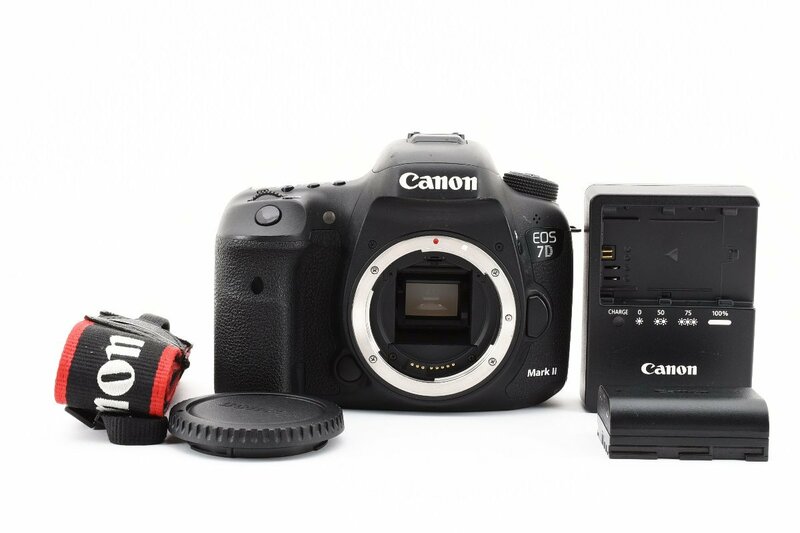 Canon デジタル一眼レフカメラ EOS 7D Mark II ボディ