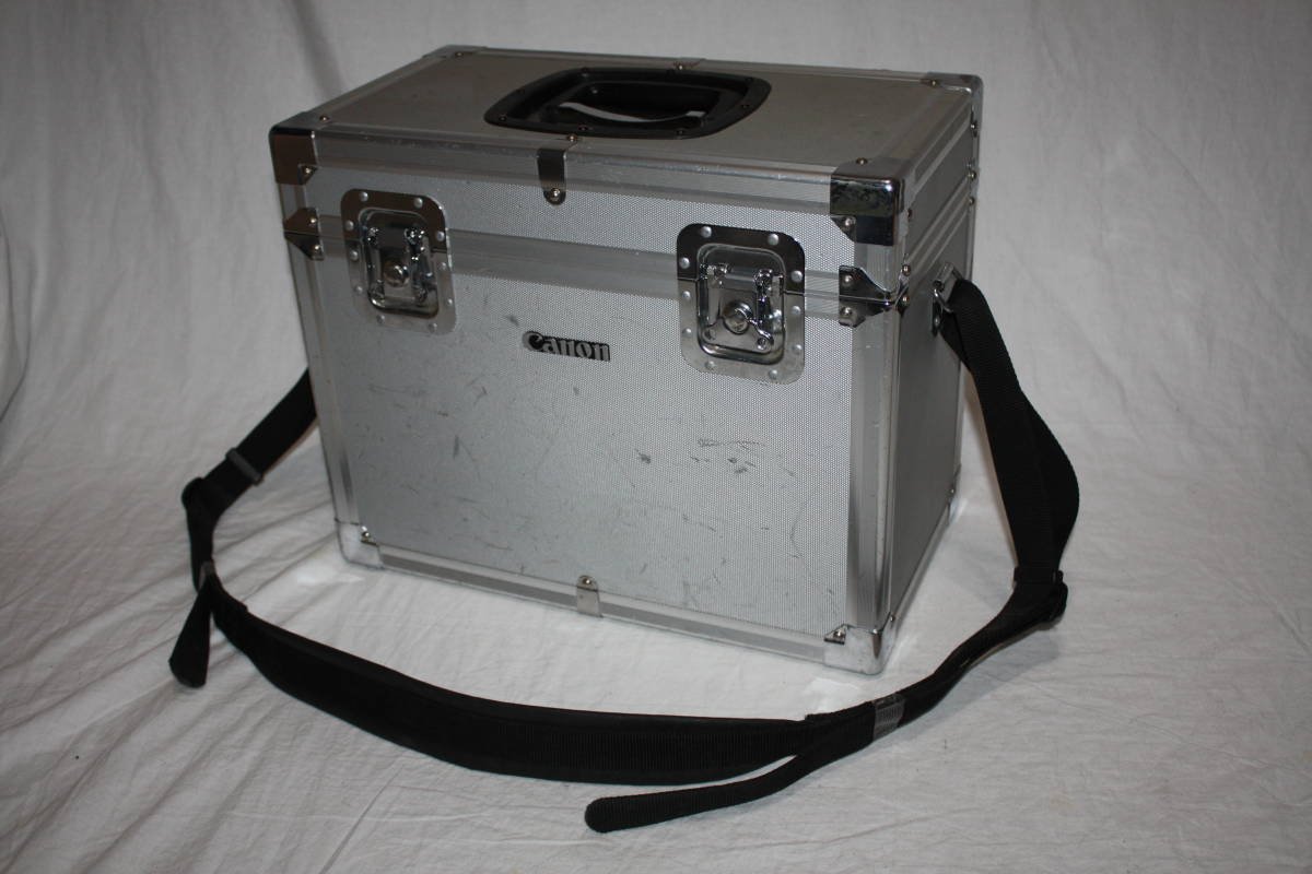 Canon　ハードキャリングケース