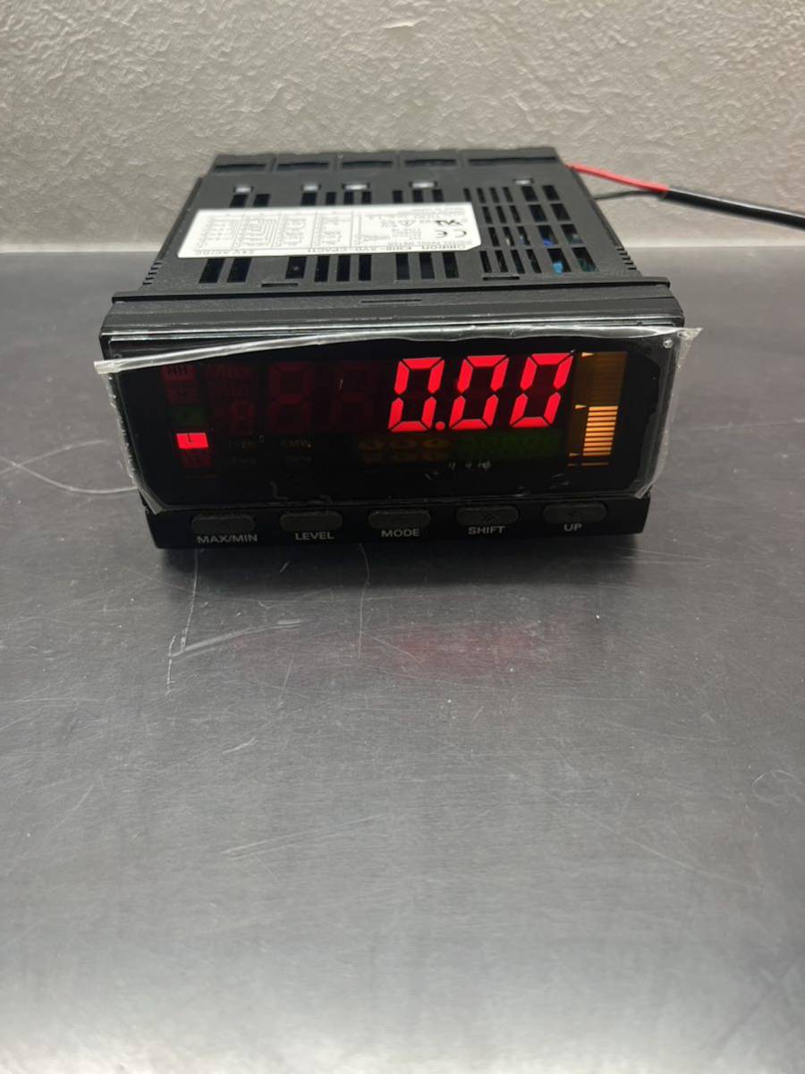 ★通電確認済み★ OMRON K3HB-XVD-CPAC11 電圧パネルメータ