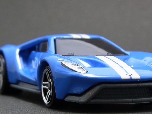 ★★日曜夜★未開封新品★'17 FORD GT★FORD PERFORMANCE★HOT WHEELS