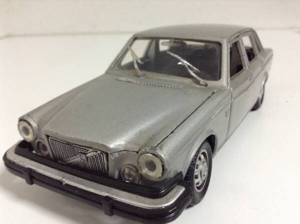 珍品 希少 VOLVO ボルボ 164 1968年式~ 1/25 約17.5cm Polistill ポリスティル ミニカー 240 740 