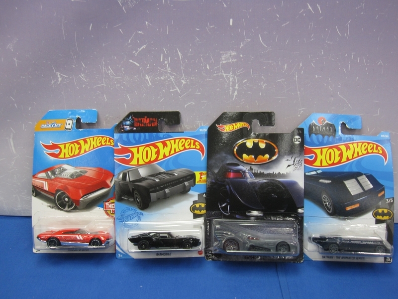 C13　Hot wheels ホットウィール MUSCLE SPEEDER/BATMAN バットマン BATMOBILE・THE ANIMATED SERIES 他　4点セット