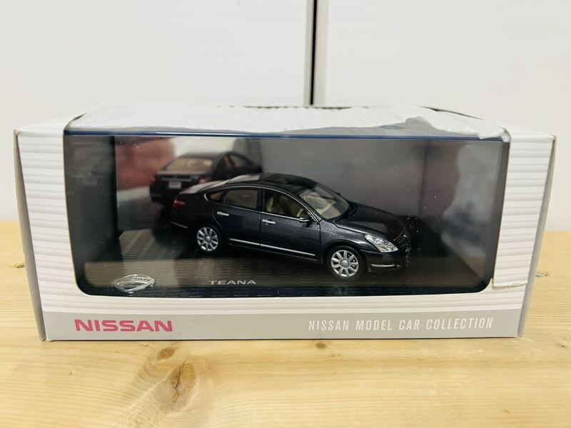 ☆ 送料無料 ☆ 新品 Nissan 日産 TEANA ティアナ 1/43 ミニカー モデルカー カラーサンプル ☆ グレー J32 ディーラー正規品 ☆ 匿名配送