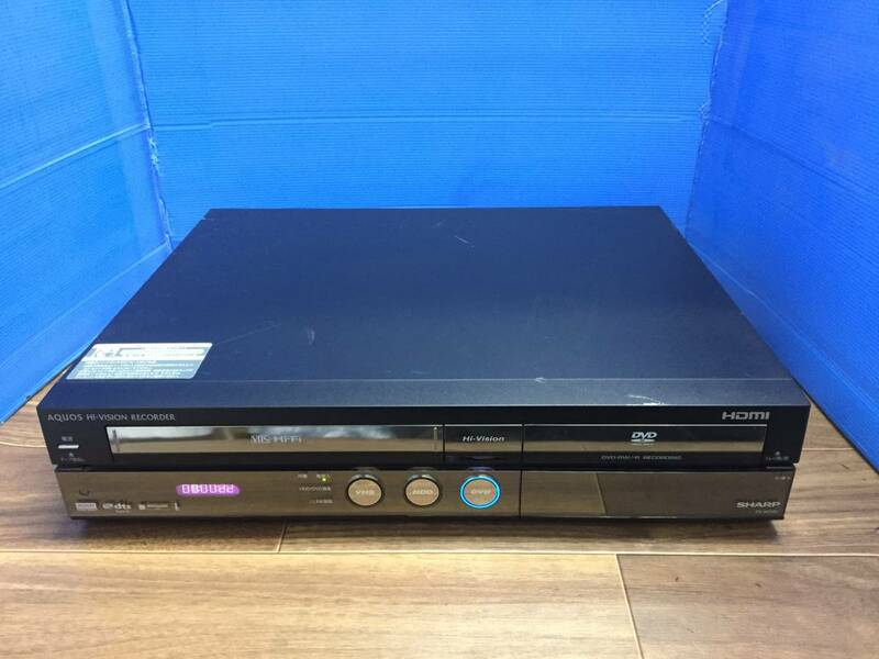 SHARP DV-ACV52 VHS/HDD/DVDレコーダー 中古品686