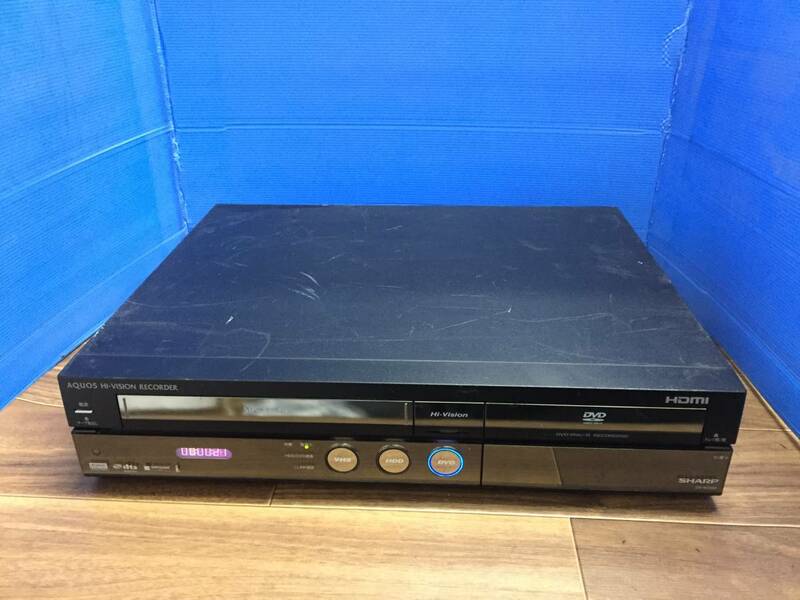 SHARP DV-ACV52 VHS/HDD/DVDレコーダー 中古品691