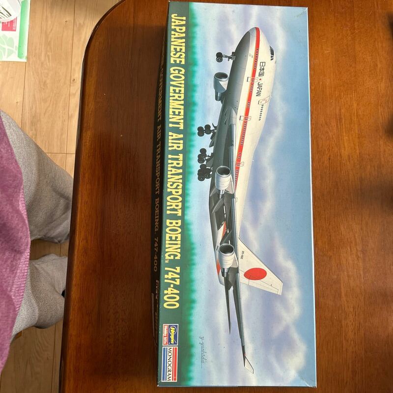 ハセガワ　1/144 日本政府専用機　Boeing 747-400 ダッシュ400(袋がセロテープ封印の為、開けて撮影:画像容認の方のみ):定形外(本当に簡易)