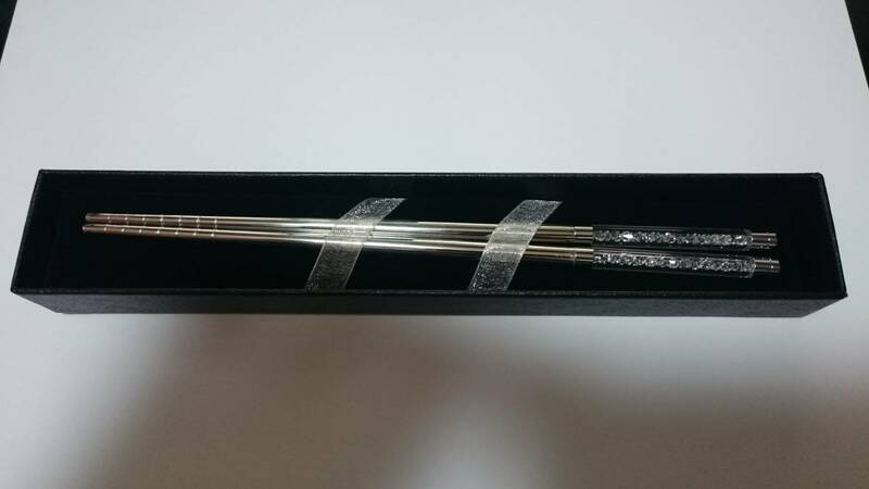 ☆新品 最後の一個☆ 高級 クリスタル ガラス 箸 スワロ ステンレス 贈答 プレゼントに最適　結婚　誕生日
