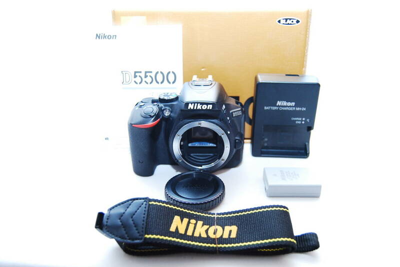 ★極上美品　Nikon　ニコン D5500　デジタル一眼レフカメラ ボディー ★