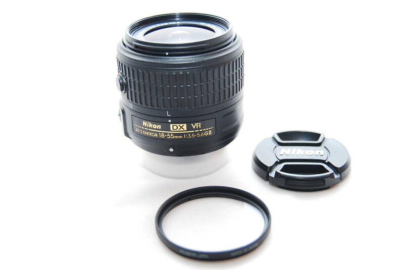 ★極上美品　Nikon 標準ズームレンズ AF-S DX NIKKOR 18-55mm f/3.5-5.6G VR II　プロテクター付き★