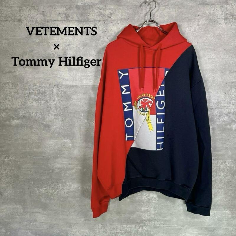 『VETEMENTS』 ヴェトモン(M)コラボ ドッキングパーカー