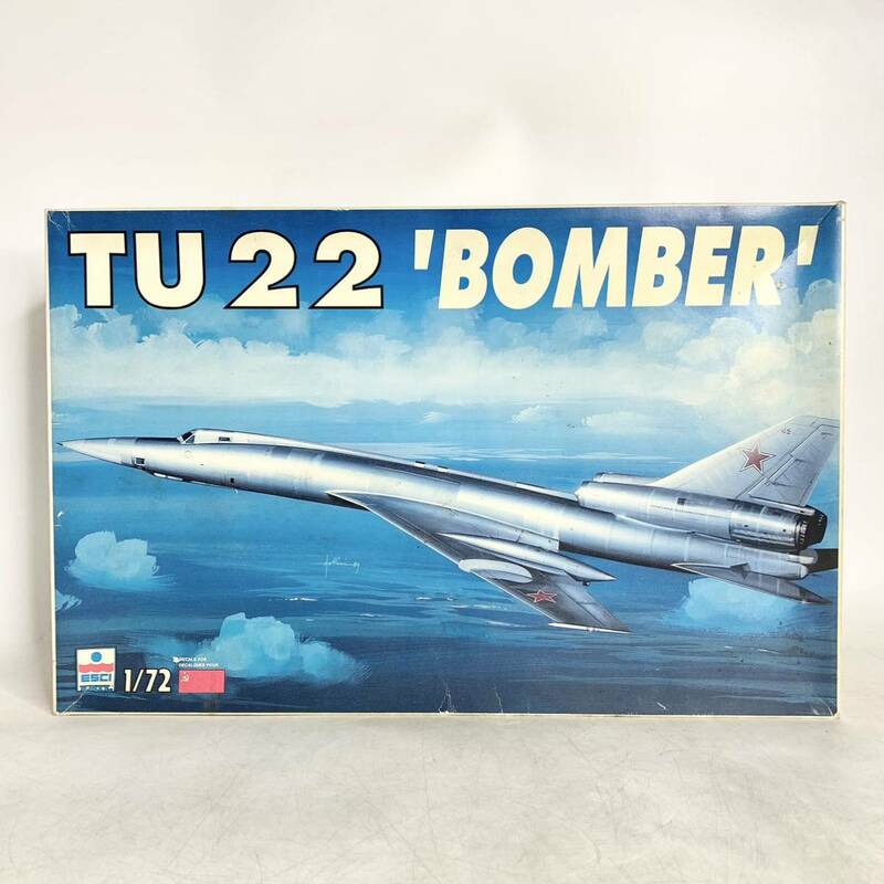 未組立 ESCI エッシー 1/72 ツポレフ Tu-22 ブラインダー TU 22 BOMBER プラモデル ERTL 9100 現状品