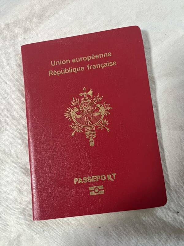 未使用　レア　フランスパスポート　旅券型メモ帳 　ノート　スタンプ帳　フランス軍
