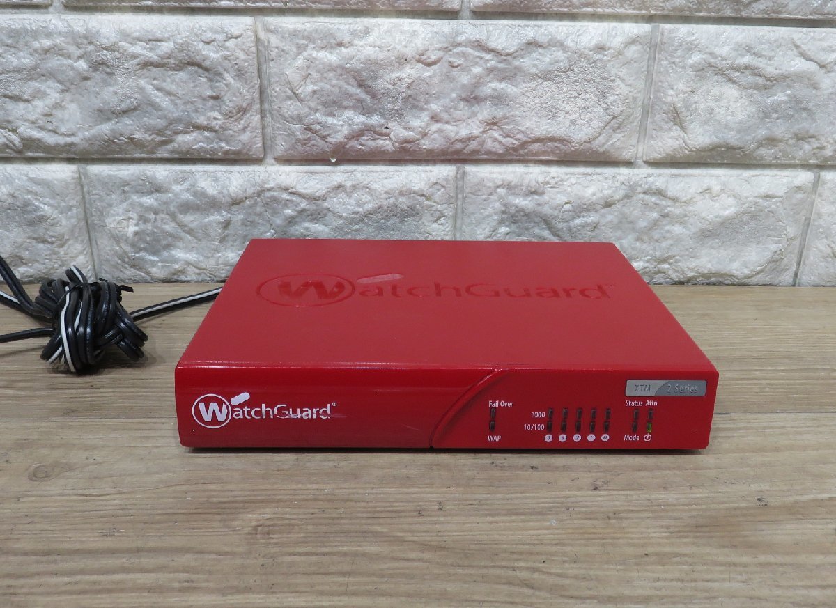 ★≪中古品≫WatchGuard XTM2 FS1E5 ファイヤーウォール[t24030426]