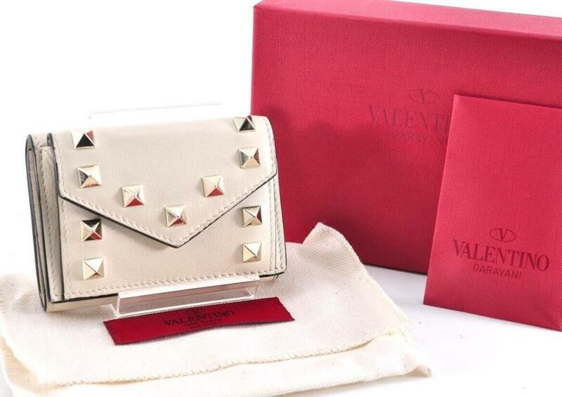 Valentino ヴァレンティノ スタッズ ペーパーミニウォレット 三つ折り財布 レザー 革 ホワイト 白 箱、カード、保存袋付き 2I1147
