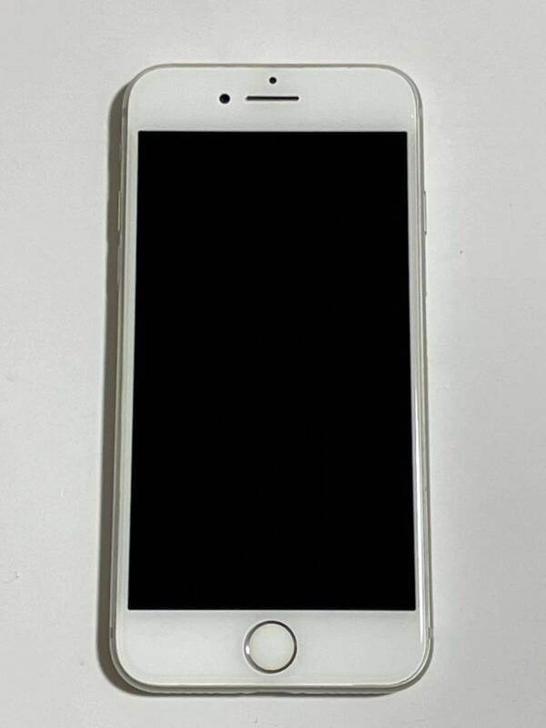 良品 SIMフリー iPhone8 64GB 100% シルバー SIMロック解除 Apple iPhone 8 スマートフォン スマホ アップル シムフリー 送料無料