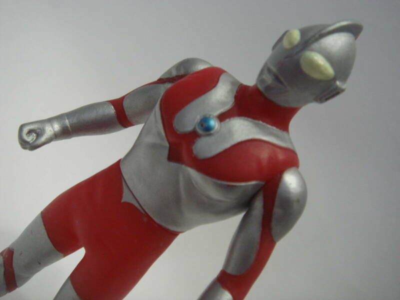 ★ バンダイ 食玩 ミニ ソフビ ウルトラマン 絶版品 11cm 即決 2001 ★検索 ブレーザー トリガー デッカー タロウ ゼロ セブン ゾフィー