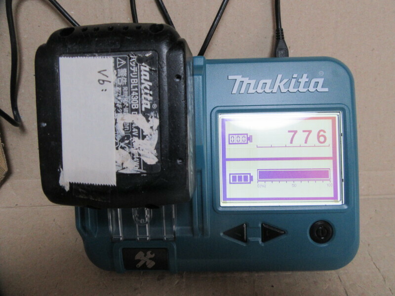 V6: マキタ 充電池 BL1430 3.0Ah