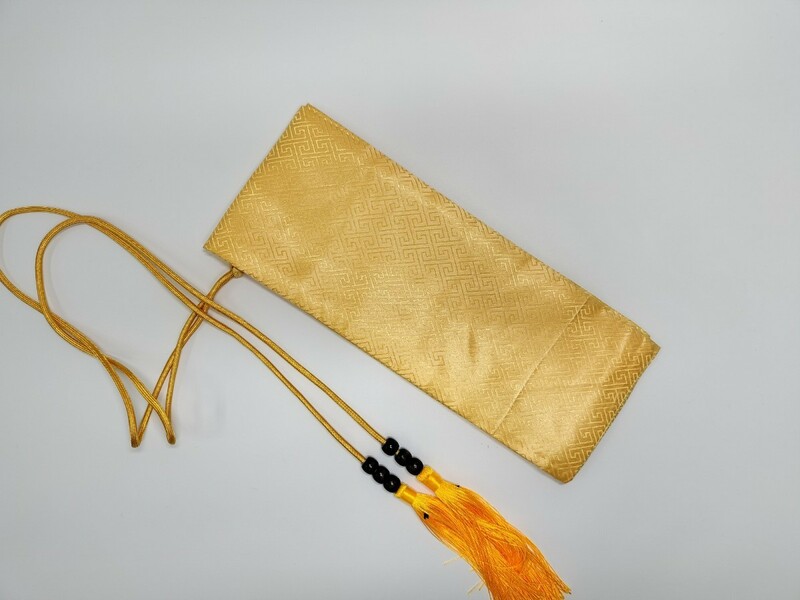 DA05　剣袋　刀袋　新しいデザイン　唐草図　金色　絹　刀装具　日本刀道具