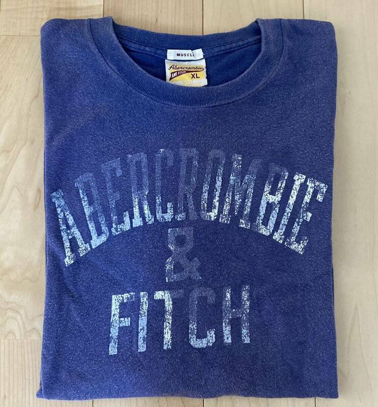 【レア】Abercrombi&Fitchi サイズXL アバクロ　Tシャツ　アバクロンビー&フィッチ