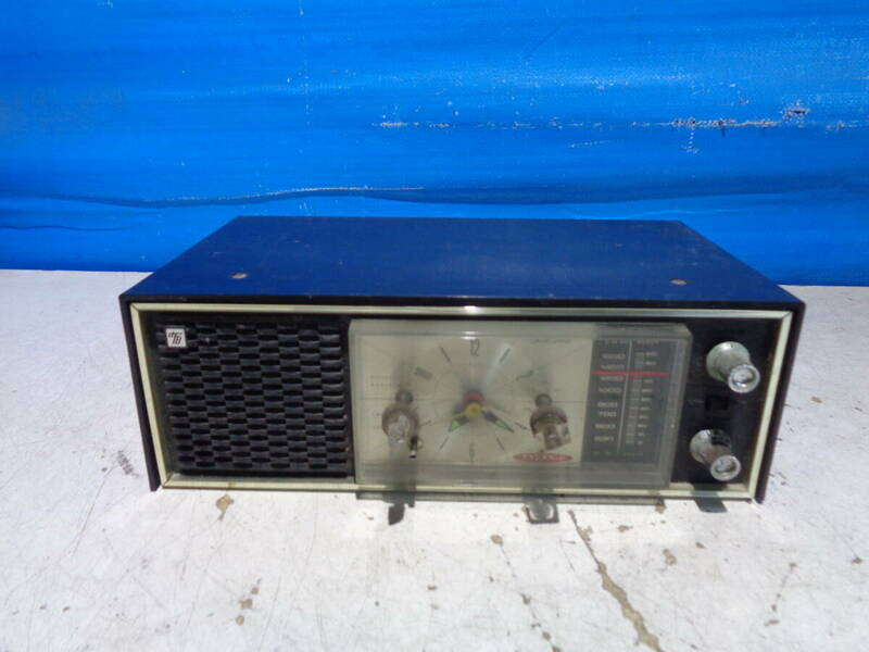 National Panasonic RC-1301 CLOCK RADIO 60Hz フランスベッド