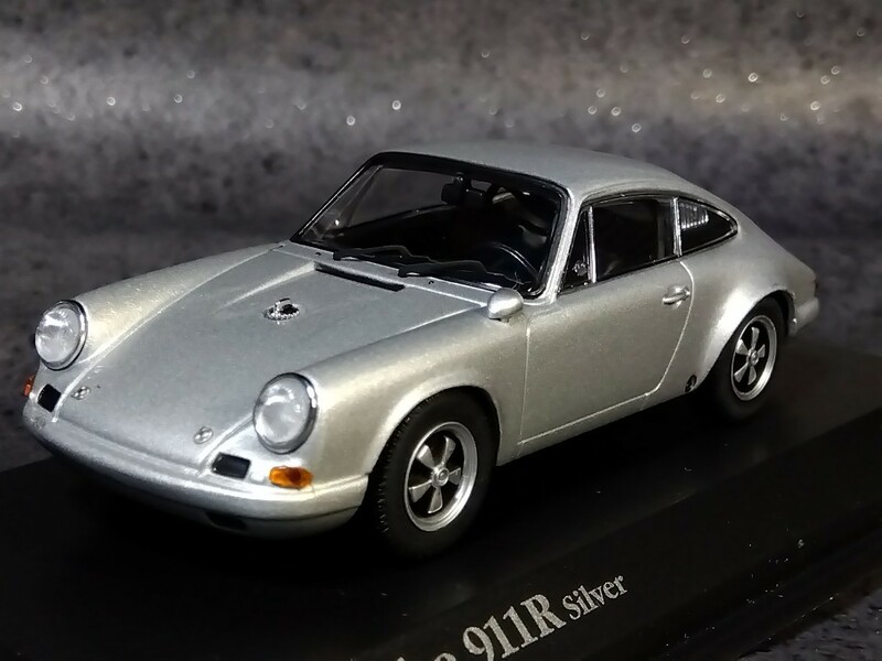 枻出版オリジナル 1/43 1967年 ポルシェ 911R