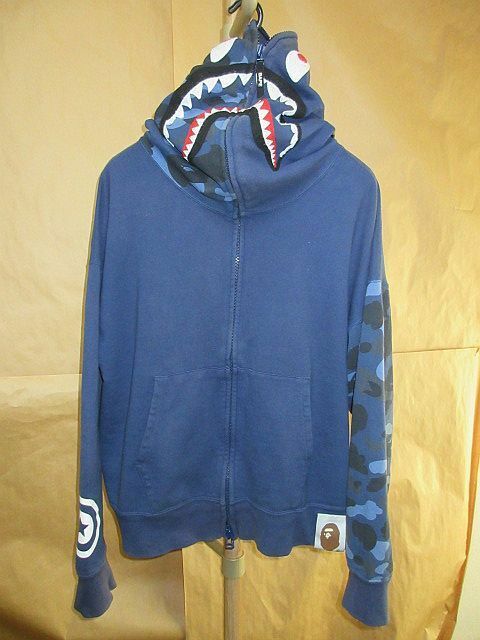 エイプ A BATHING APE　E COLOR CAMO GIANT SHARK LOOSE FIT 　シャーク　迷彩　ジップアップ　パーカー　M 青