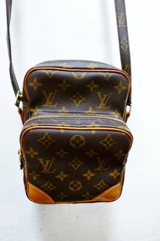 ルイ・ヴィトン　アマゾン ショルダーバッグ TH0030　モノグラム レザー　TH0030　クロスボディ 斜め掛け ポーチ 鞄　LOUIS VUITTON