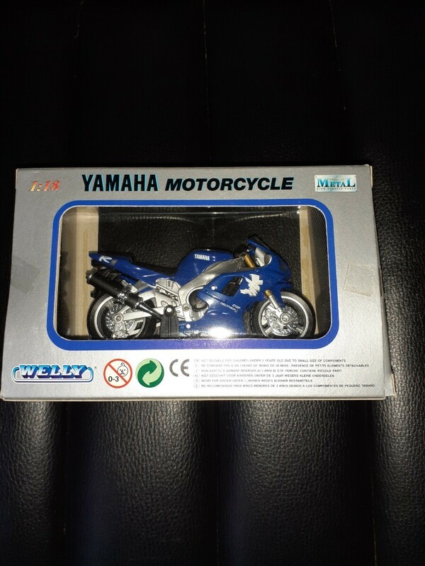 WELLY 1/18　YAMAHA YZF-R1 1998-1999 ヤマハ　新品未開封　冷暗所保管　ヤマハブルー　稀少　5パルプ　ウェーリー　ダイキャスト+樹脂