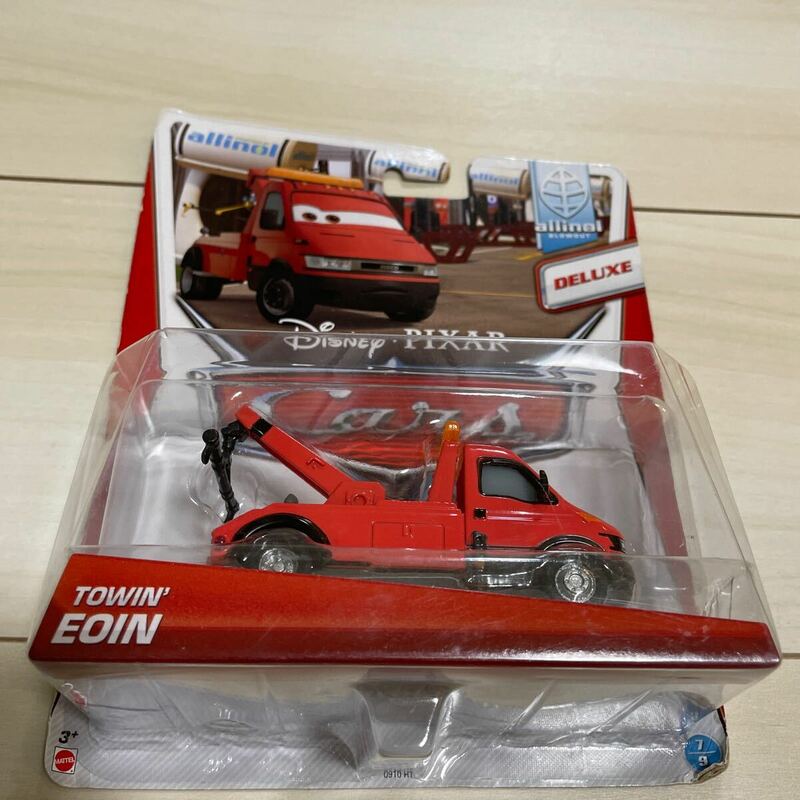 マテル カーズ TOWIN' EOIN ミニカー カーズ2 ピクサー ディズニー MATTEL CARS キャラクターカー デラックス