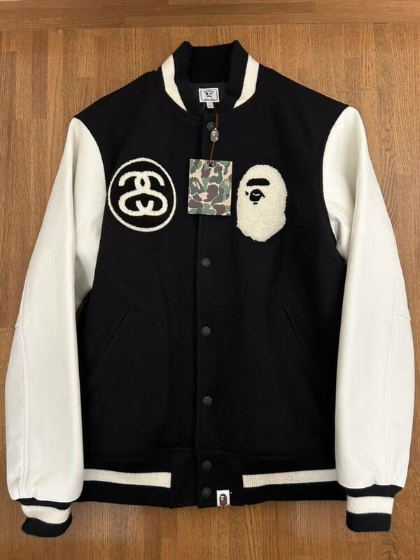 未使用　STUSSY×APE コラボ　ステューシー×エイプ　コラボ　スタジャン　Lサイズ　VERSITY JACKET 袖レザー