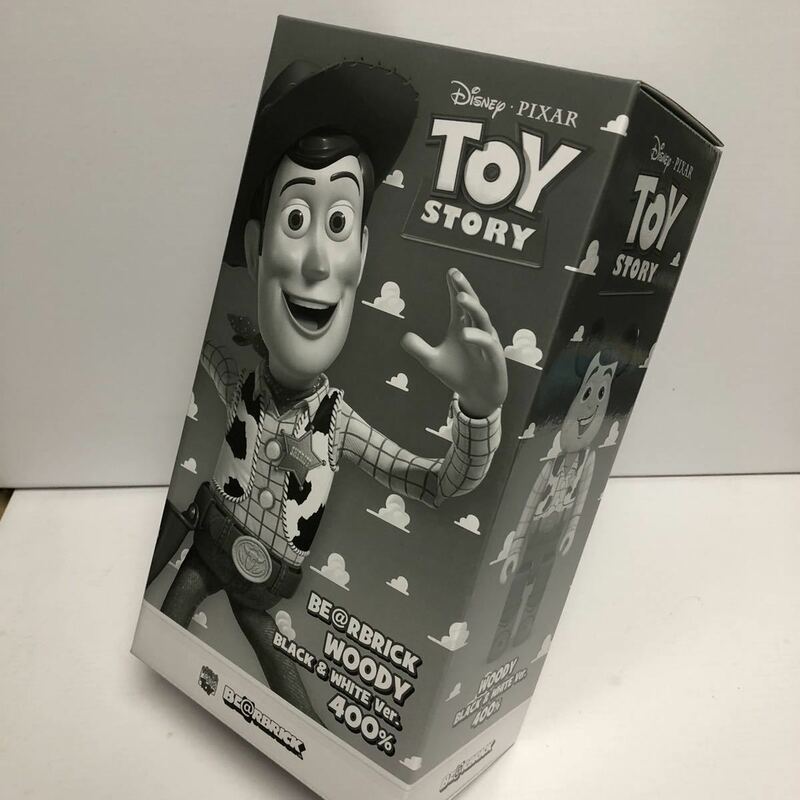 激レア ベアブリック トイストーリー ウッディ 400% B&W ver. (BE@RBRICK TOY STORY WOODY black&white Disney Pixar 白黒 モノクロ)