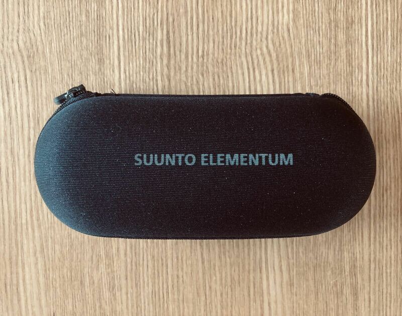 【未使用品】SUUNTO ELEMENTUM TERRA ブリーフケース