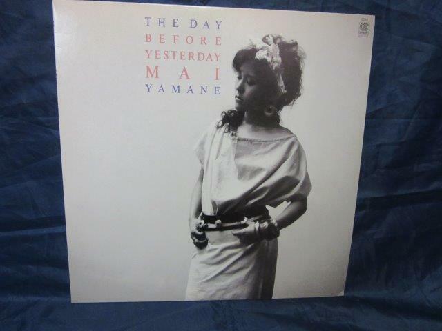 LP654■LPレコード■山根麻衣　/ THE DAY BEFORE YESTERDAY　 - CI-16【中古】