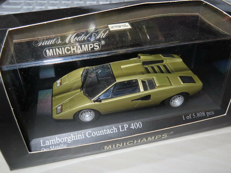 ミニカー 1/43 ミニチャンプス ランボルギーニ　カウンタック LP 400 