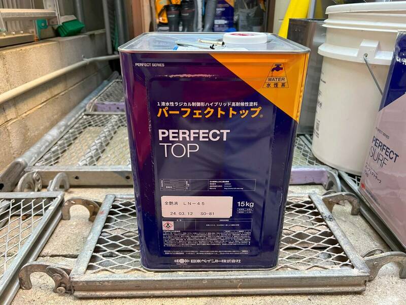日本ペイント　新品　未使用　未開封　ニッペ　パーフェクトトップ　全艶消し　塗料　塗装　ペンキ　LN-45　水性