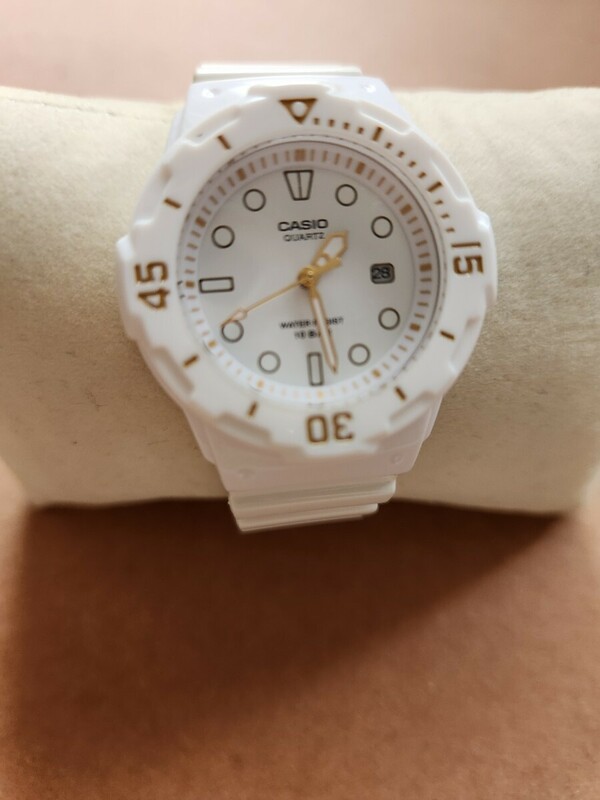 CASIO Standard カシオ スタンダード アナログクォーツ レディース腕時計 ホワイトラバーベルト ホワイト LRW-200H-7E2　　【SH-32304】