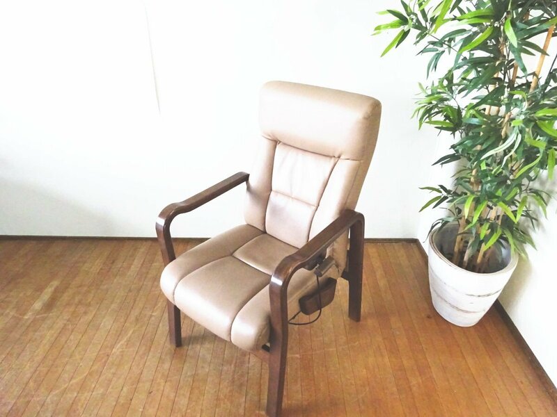 R060313 【美品】 FUJI FURNITURE/冨士ファニチア 楽RAKUシリーズ パーソナルリクライニングチェア 本革張り