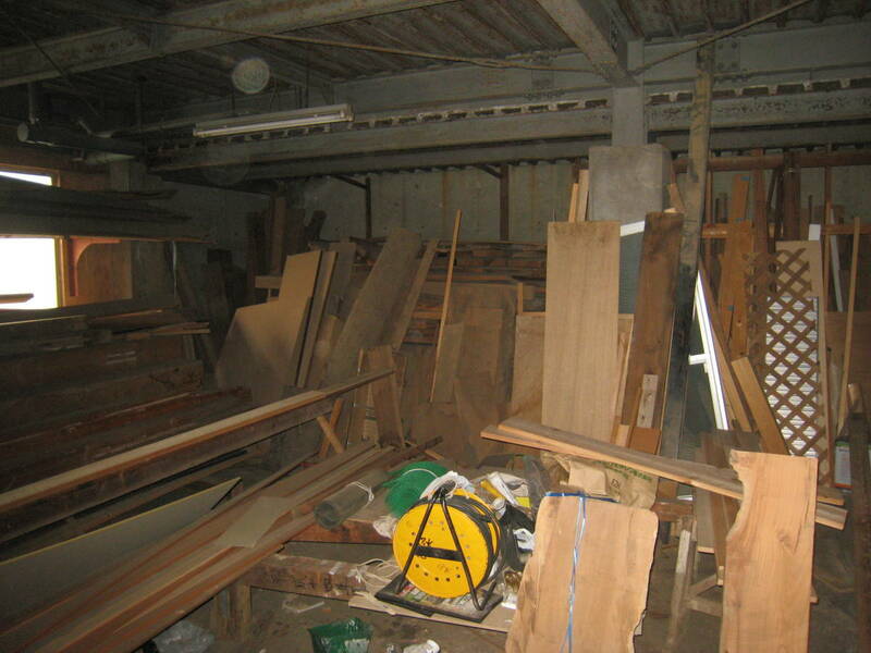 いろんな木材沢山があります　建築工事で余った材料です　残りわずか引き取りのみ千葉県柏市