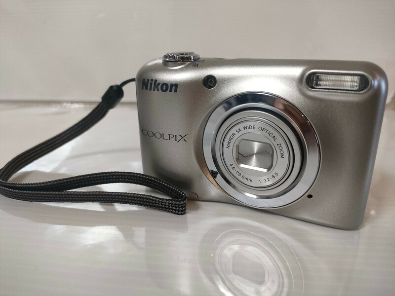 Nikon ニコン コンパクトデジタルカメラ COOLPIX クールピクス A10（ジャンク品）