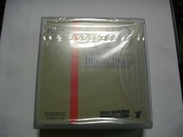 【送料込】LTO データカートリッジ Ultirium1 100GB/200GB富士通 FUJITSU LTOテープ　未開封未使用品