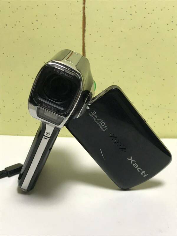 SANYO サンヨ Xacti FULL HD MPEG-4 DMX-CA100 デジタルムービーカメラ 14 MEGAPIXEL 動作確認済み